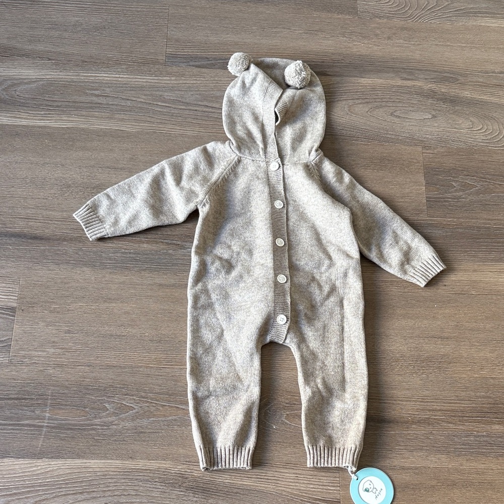 NWT Cutecubs baby beige hooded teddy bear knit coveralls 12-18m